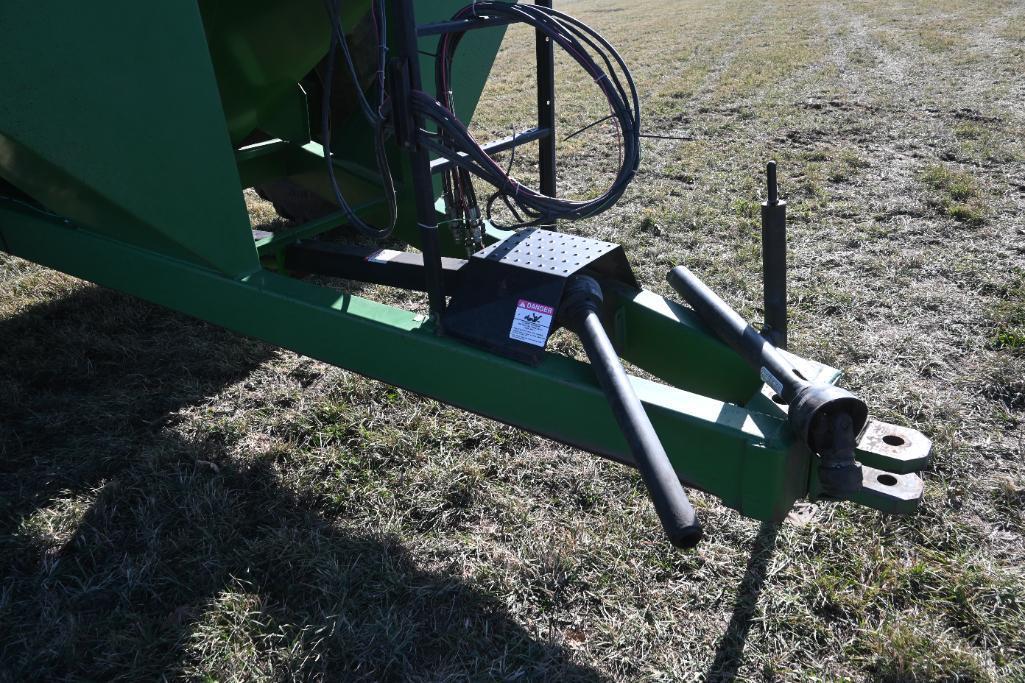 J&M 750 grain cart