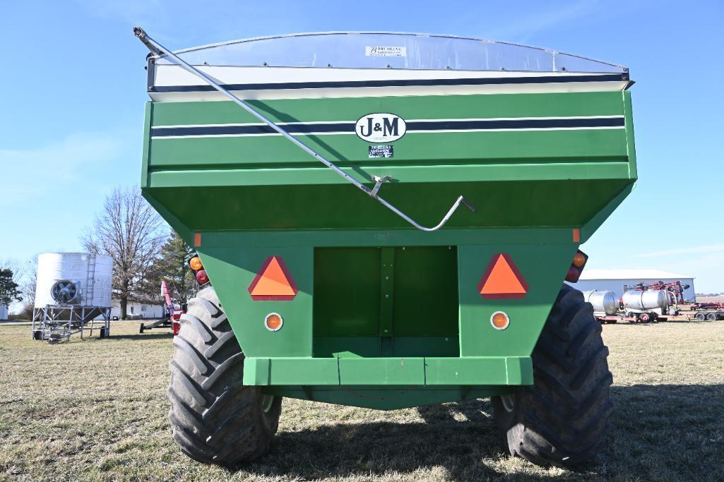 J&M 750 grain cart
