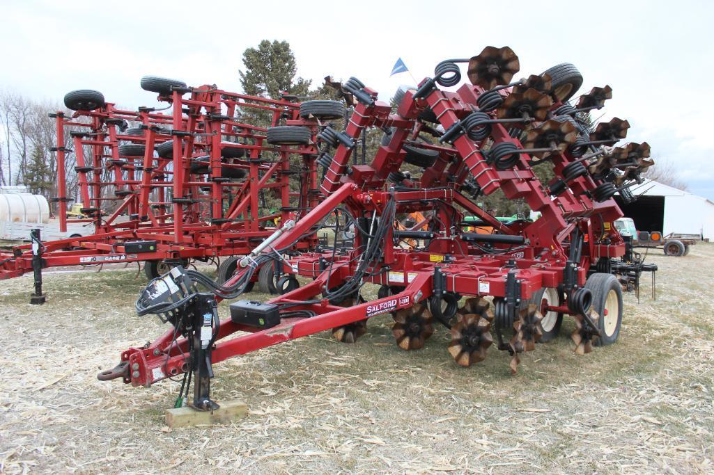 Salford 2124 I-2100 24' Vertical Tillage Tool