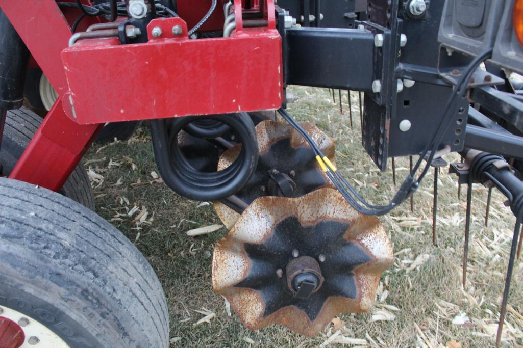 Salford 2124 I-2100 24' Vertical Tillage Tool