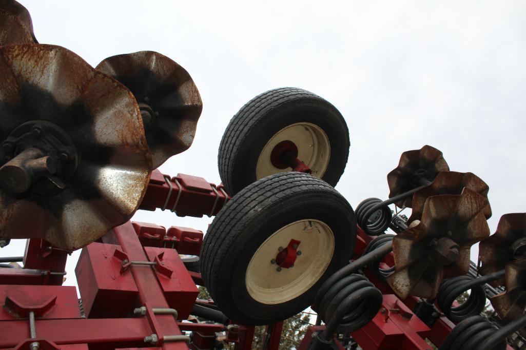 Salford 2124 I-2100 24' Vertical Tillage Tool