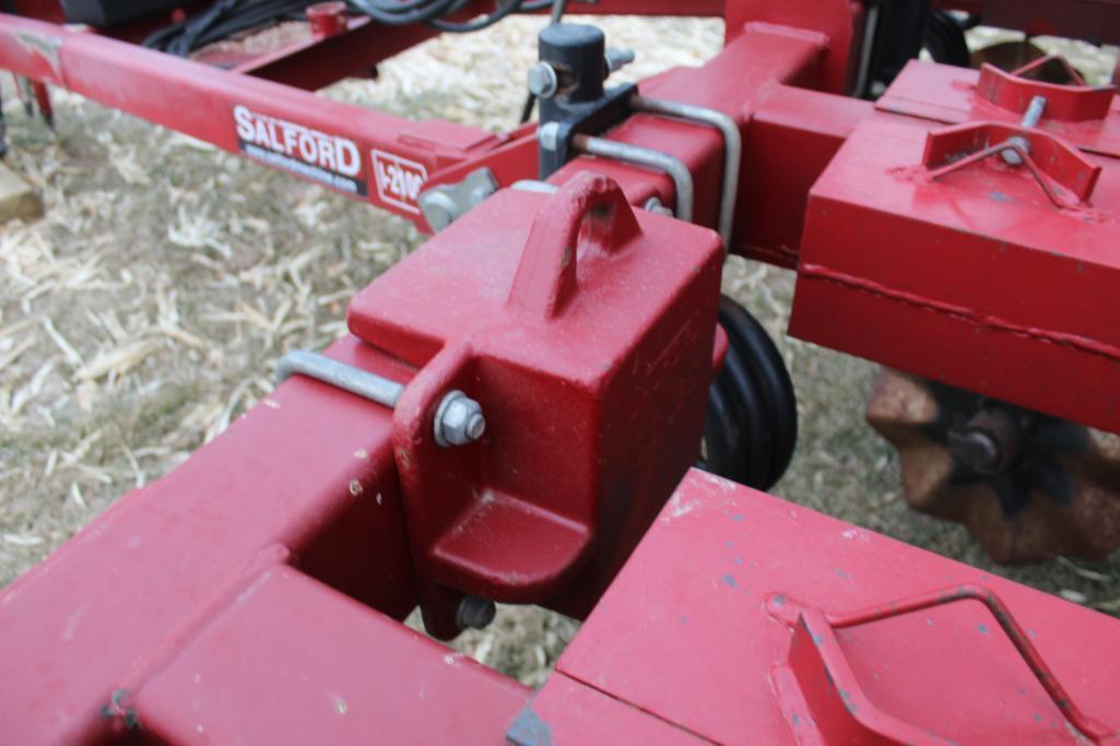 Salford 2124 I-2100 24' Vertical Tillage Tool