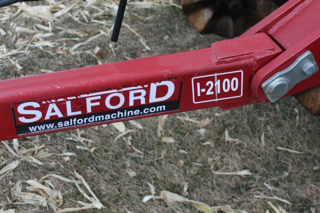 Salford 2124 I-2100 24' Vertical Tillage Tool