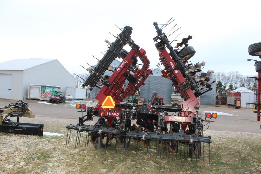 Salford 2124 I-2100 24' Vertical Tillage Tool