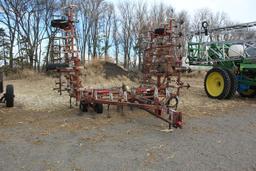 Wil-Rich 35' Field Cultivator