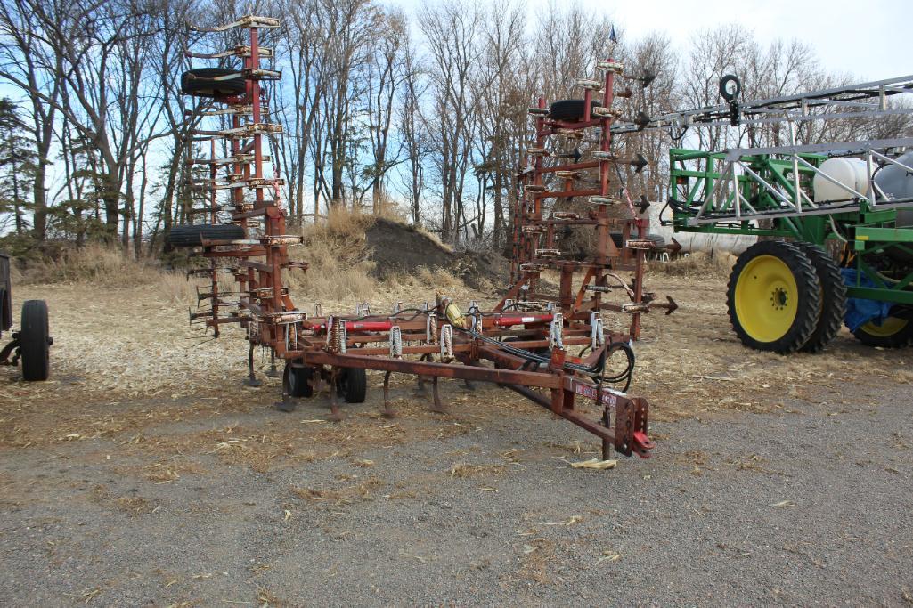 Wil-Rich 35' Field Cultivator