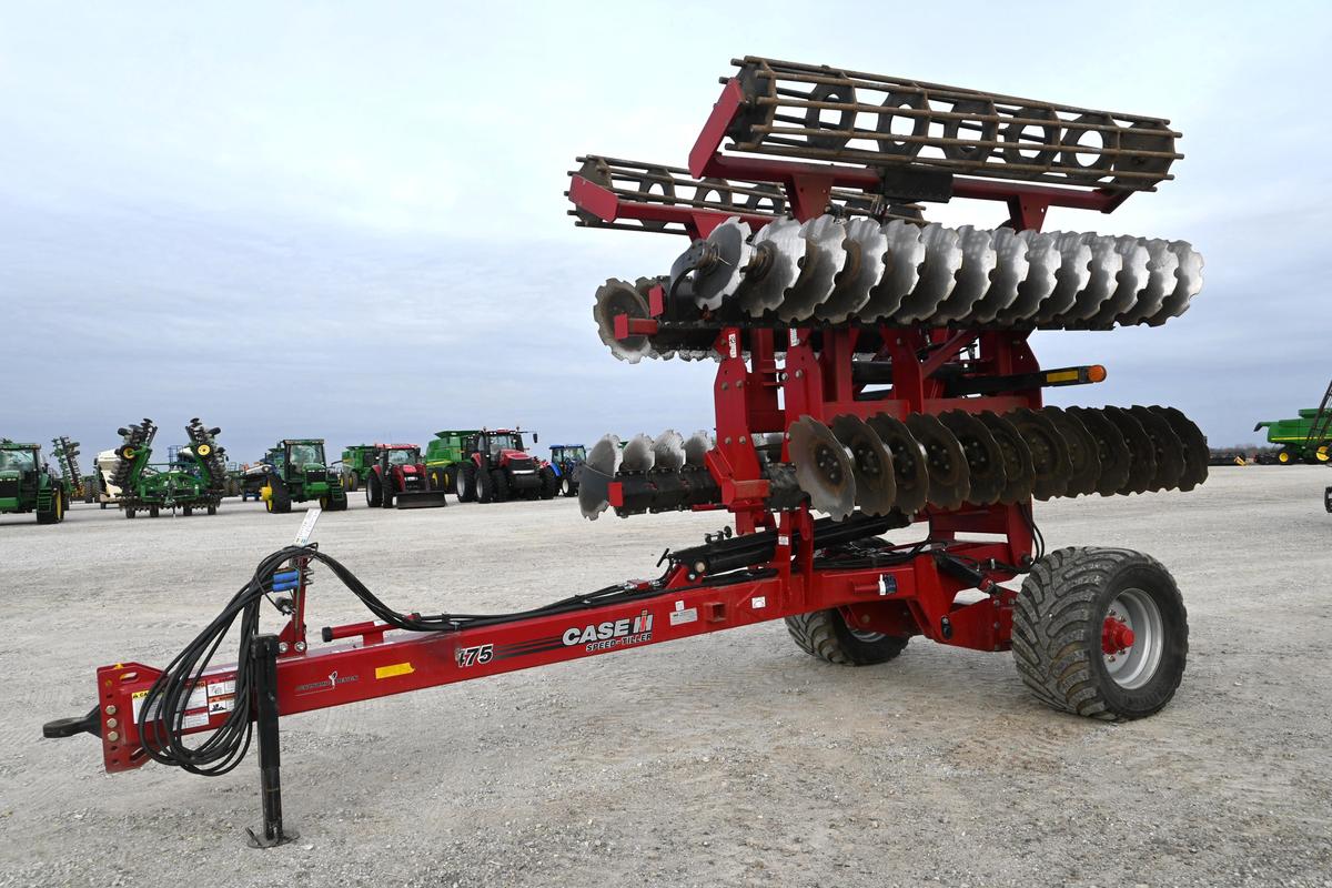 Case-IH Speed-Tiller 475 20' high speed disk