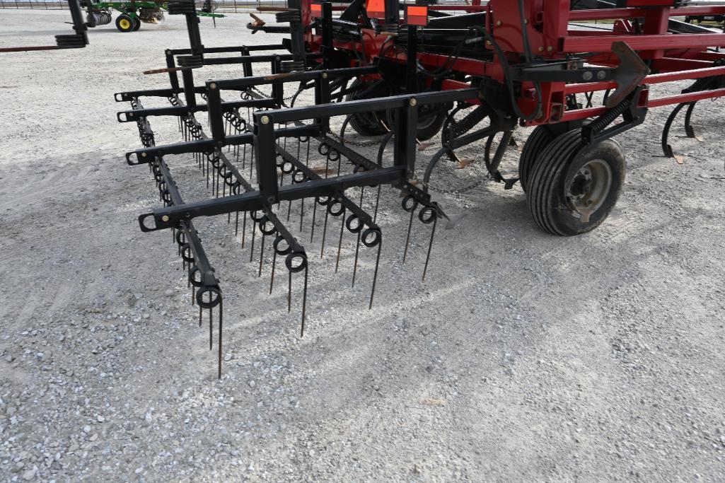 Case-IH 200 tiger-mate 42.6' field cultivator