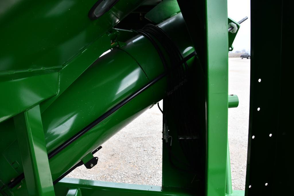 2018 Brent V1100 grain cart
