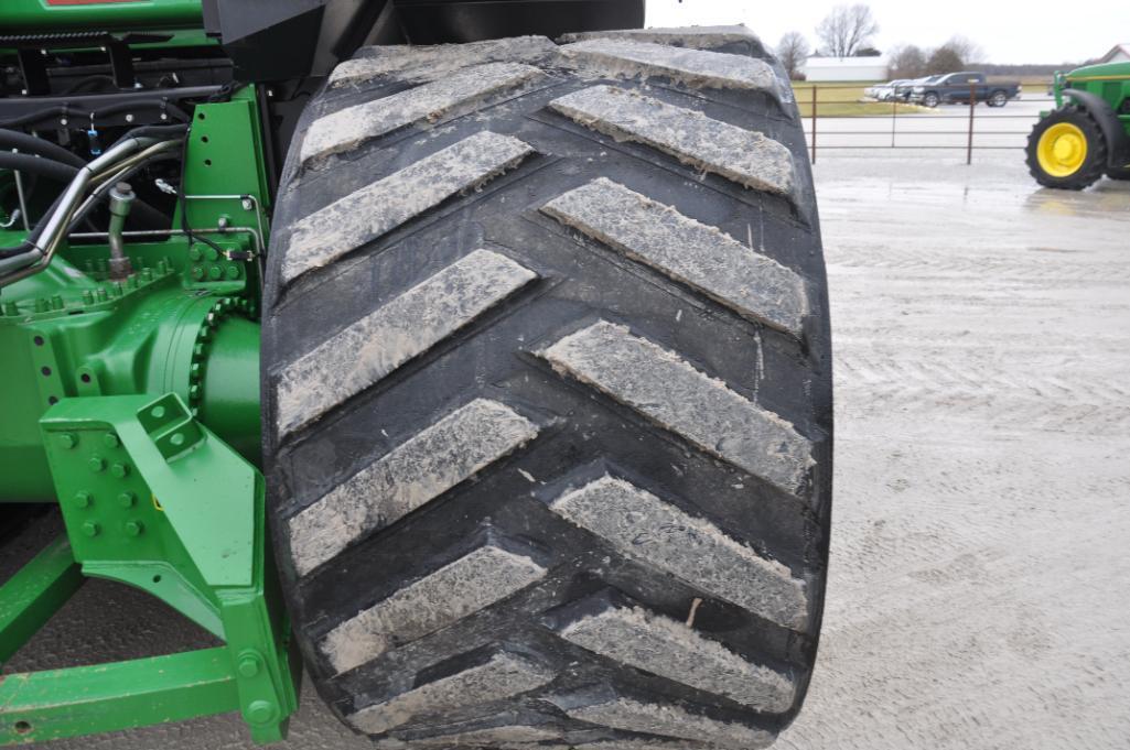 2011 John Deere 9530T track tractor