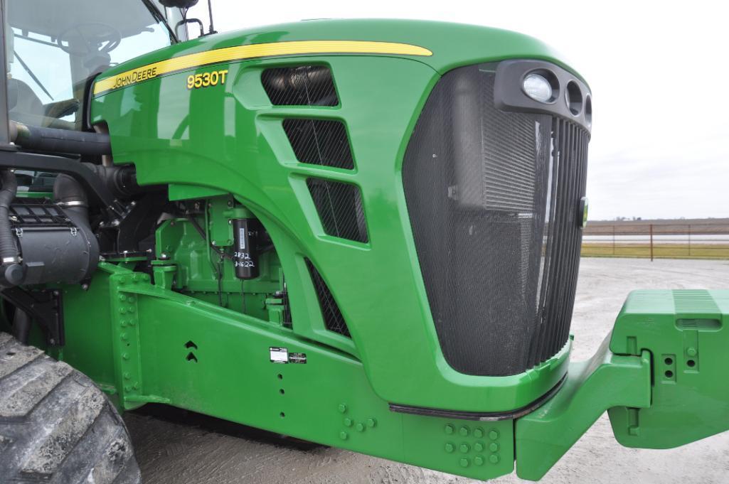 2011 John Deere 9530T track tractor