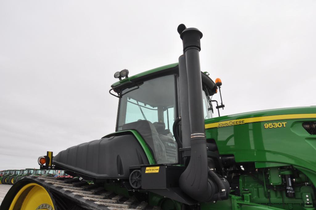 2011 John Deere 9530T track tractor