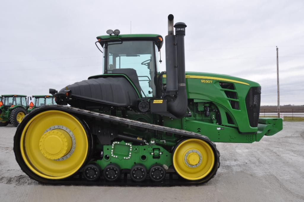 2011 John Deere 9530T track tractor