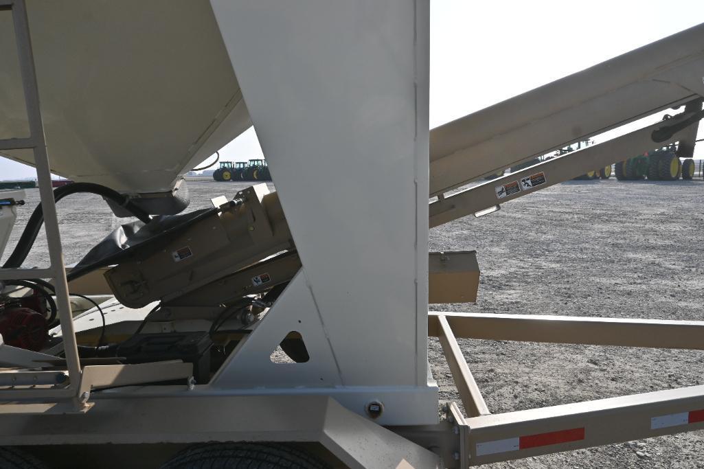 Unverferth 3750 seed tender