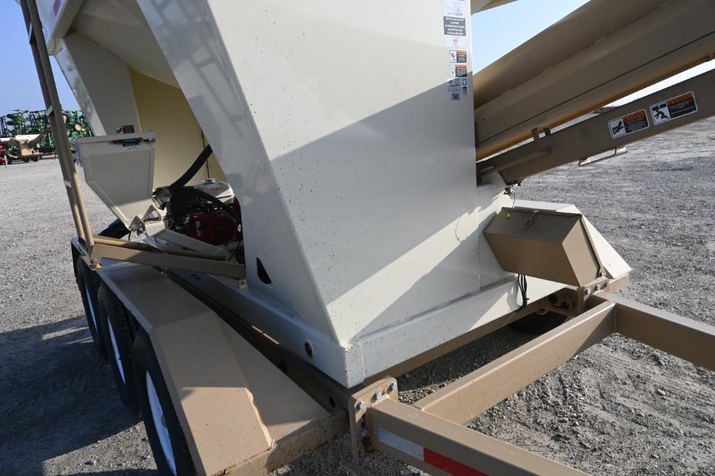 Unverferth 3750 seed tender