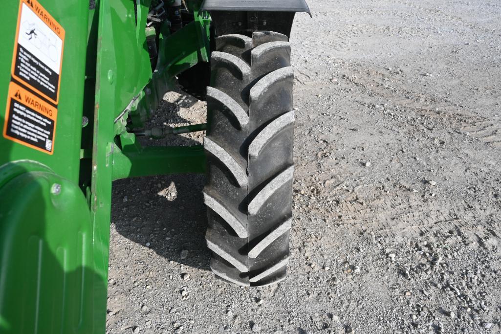 2019 John Deere 5100E MFWD tractor