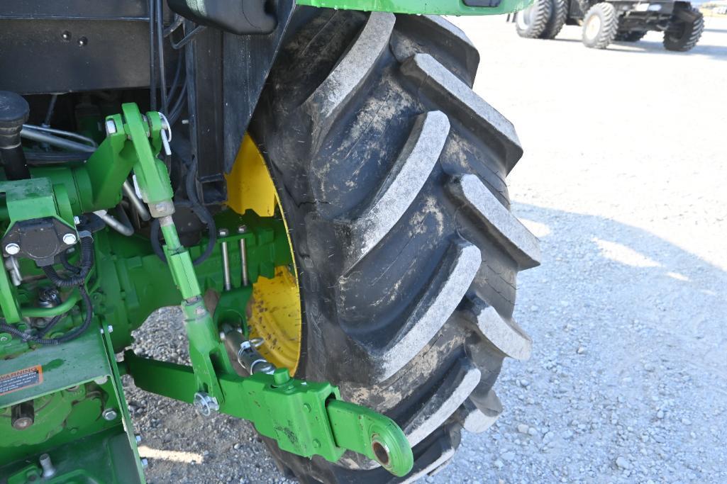 2019 John Deere 5100E MFWD tractor