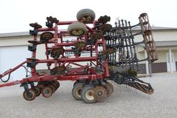 Salford 570 28' vertical tillage tool