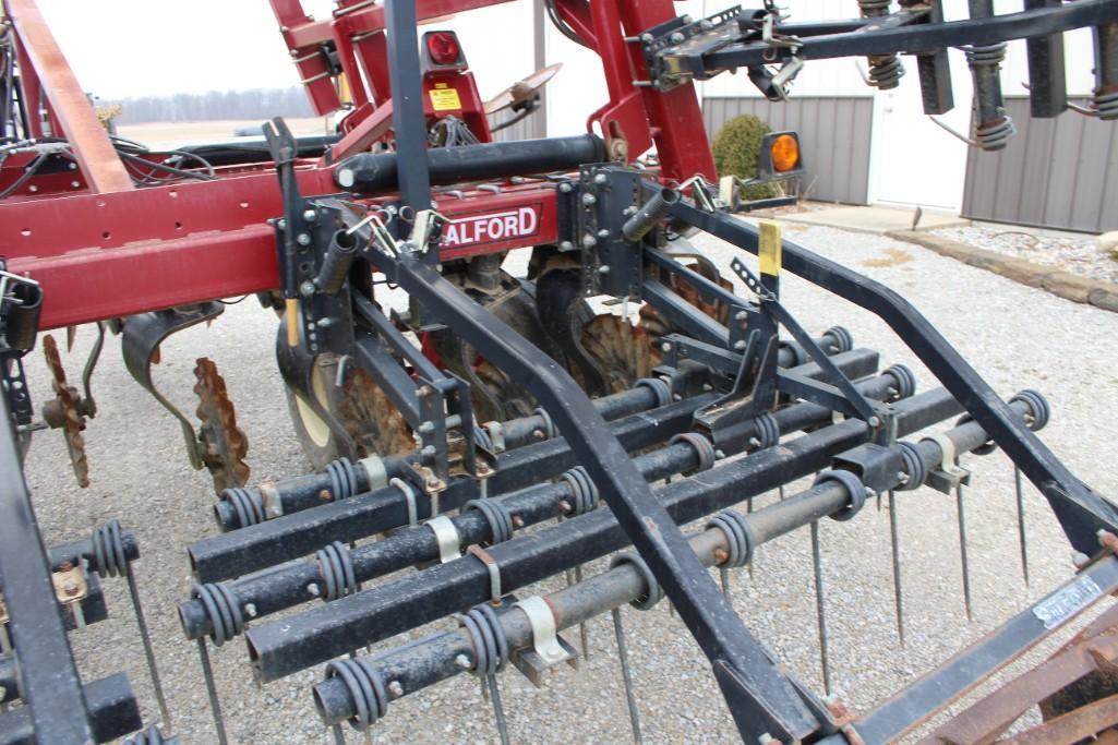 Salford 570 28' vertical tillage tool