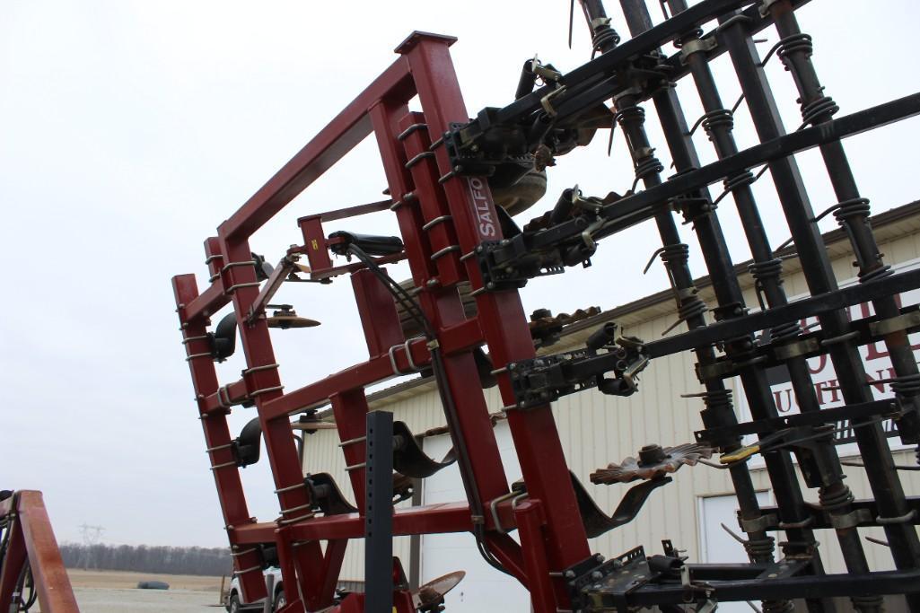 Salford 570 28' vertical tillage tool