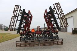 Salford 570 28' vertical tillage tool