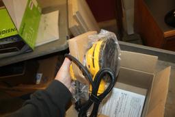 DeWalt Electric Orbit Sander