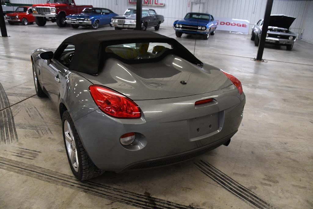 2006 Pontiac Solstice convertible