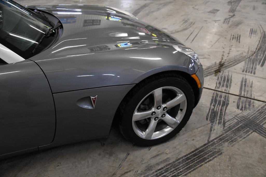 2006 Pontiac Solstice convertible