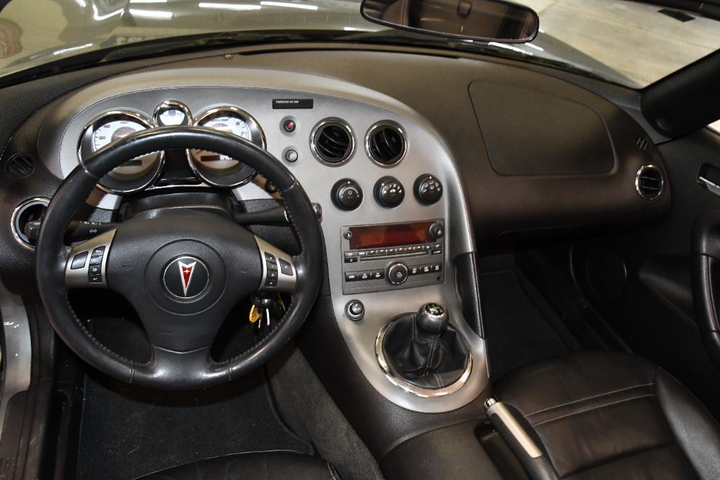 2006 Pontiac Solstice convertible
