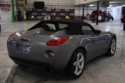 2006 Pontiac Solstice convertible