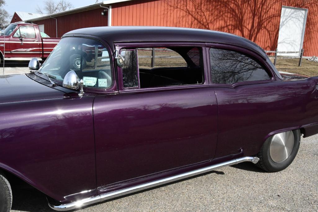 1955 Pontiac Chieftain