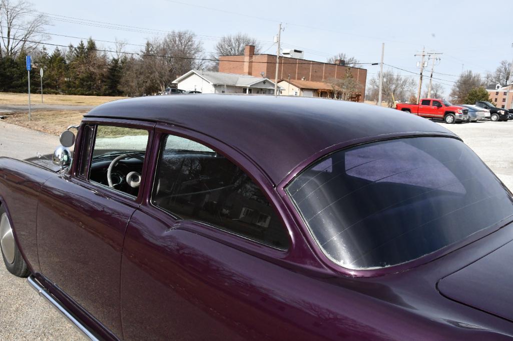 1955 Pontiac Chieftain