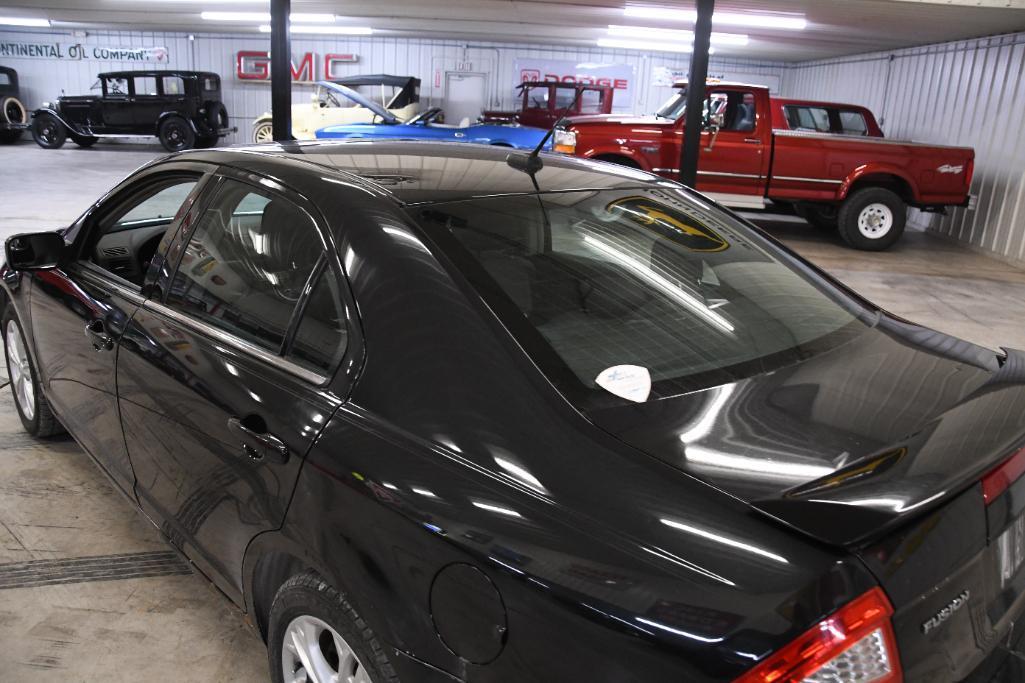 2012 Ford Fusion 4 door
