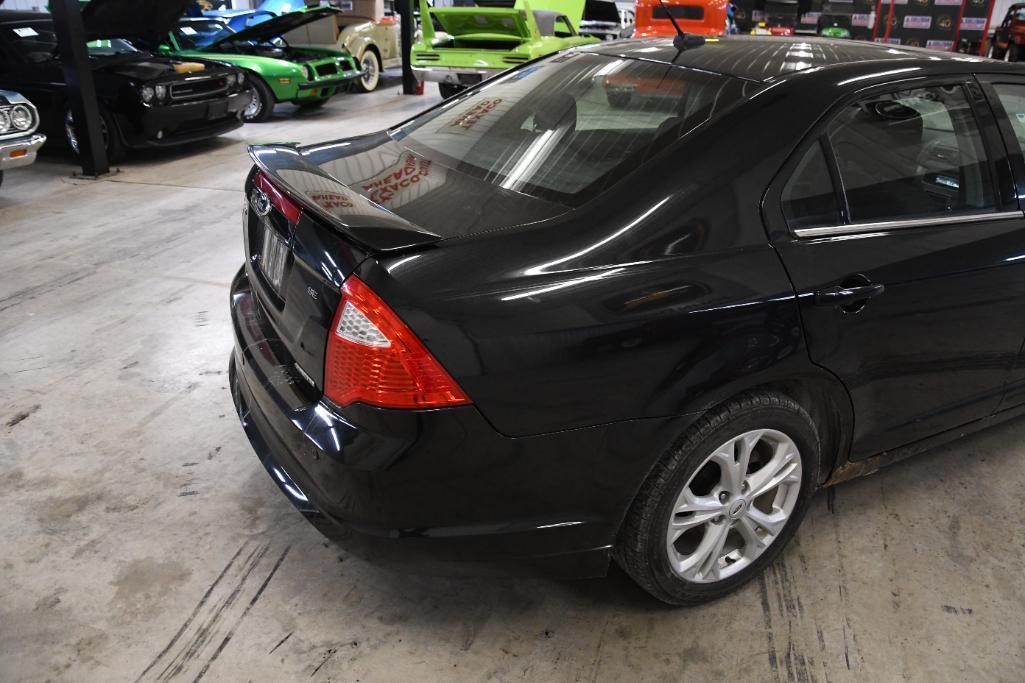 2012 Ford Fusion 4 door