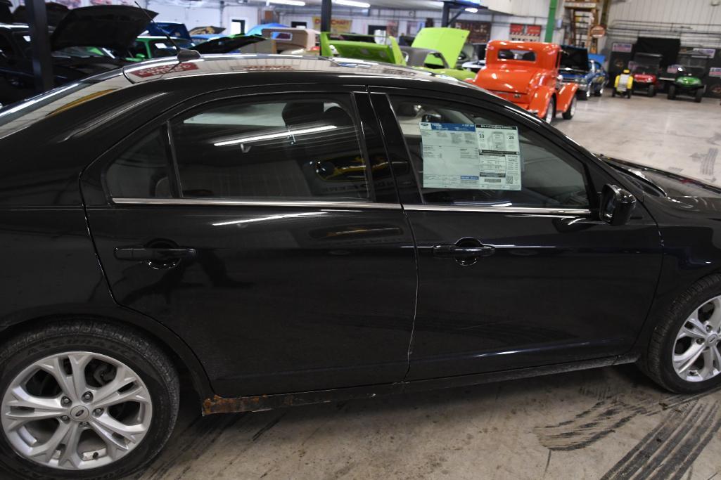 2012 Ford Fusion 4 door