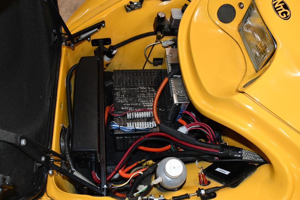 2007 Myers Sparrow Electric car