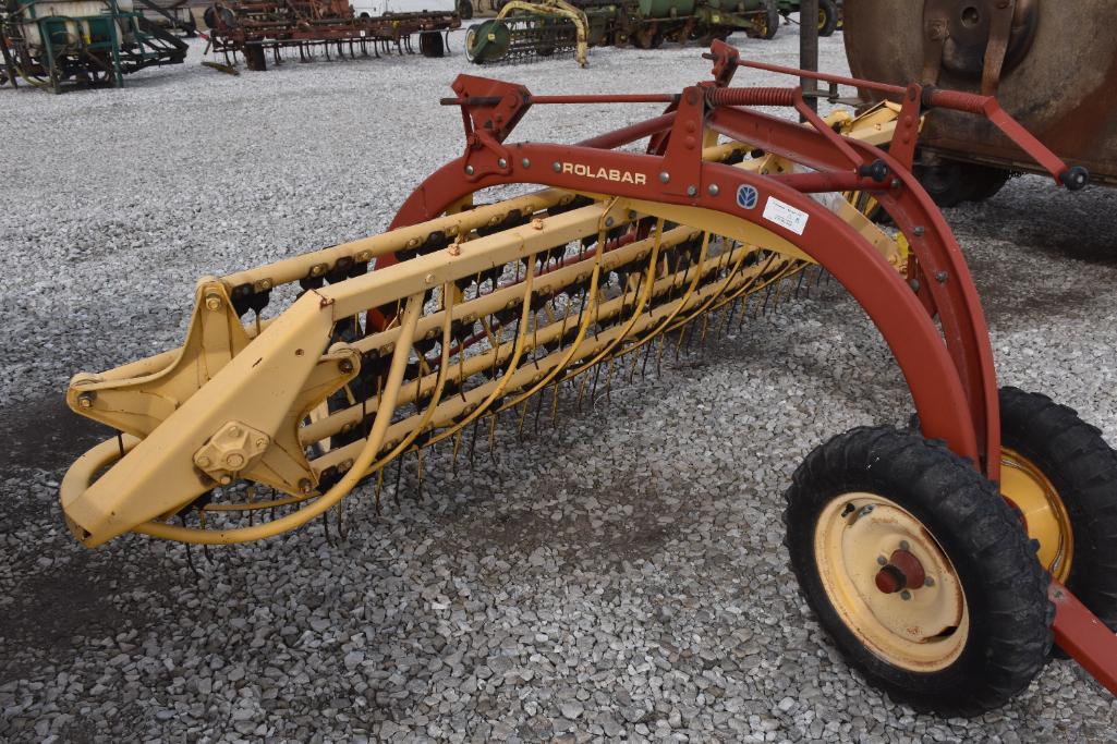 New Holland 258 5-bar hay rake