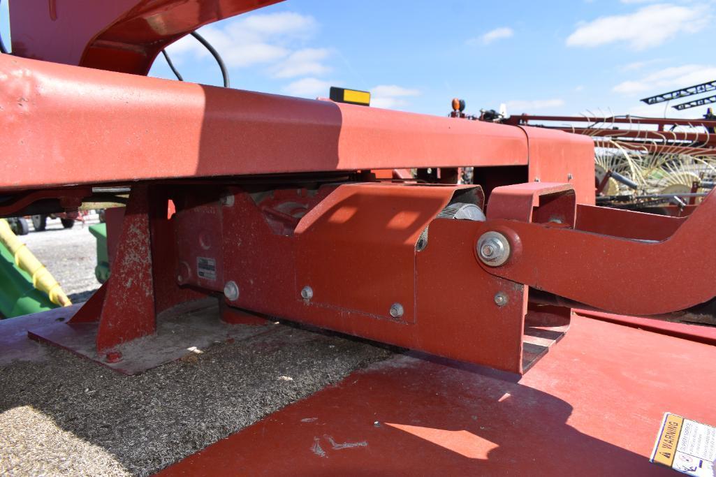New Holland 1431 mower conditioner