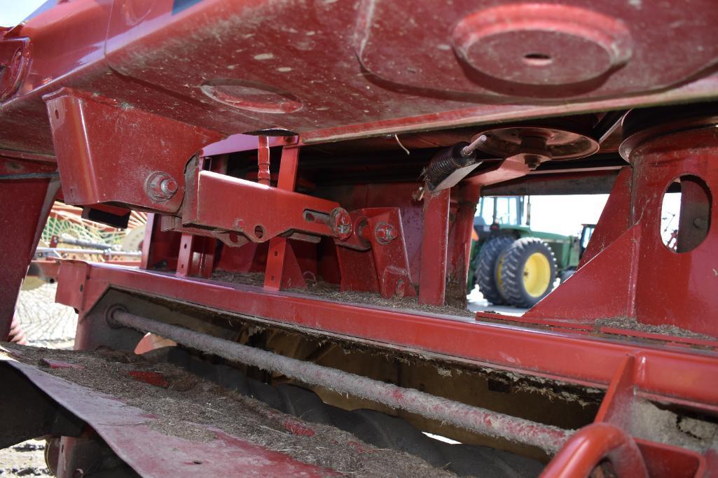 New Holland 1431 mower conditioner