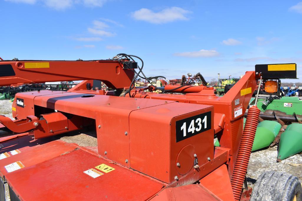 New Holland 1431 mower conditioner