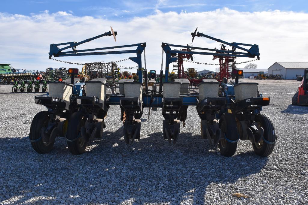 Kinze Econo Fold 12 row 30" planter
