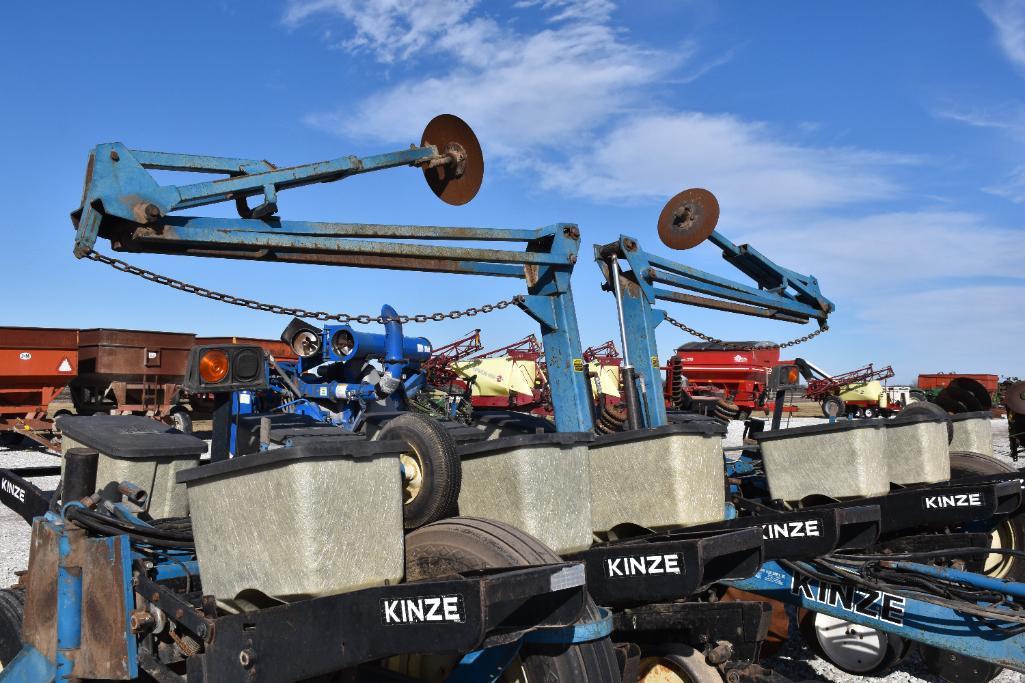 Kinze Econo Fold 12 row 30" planter