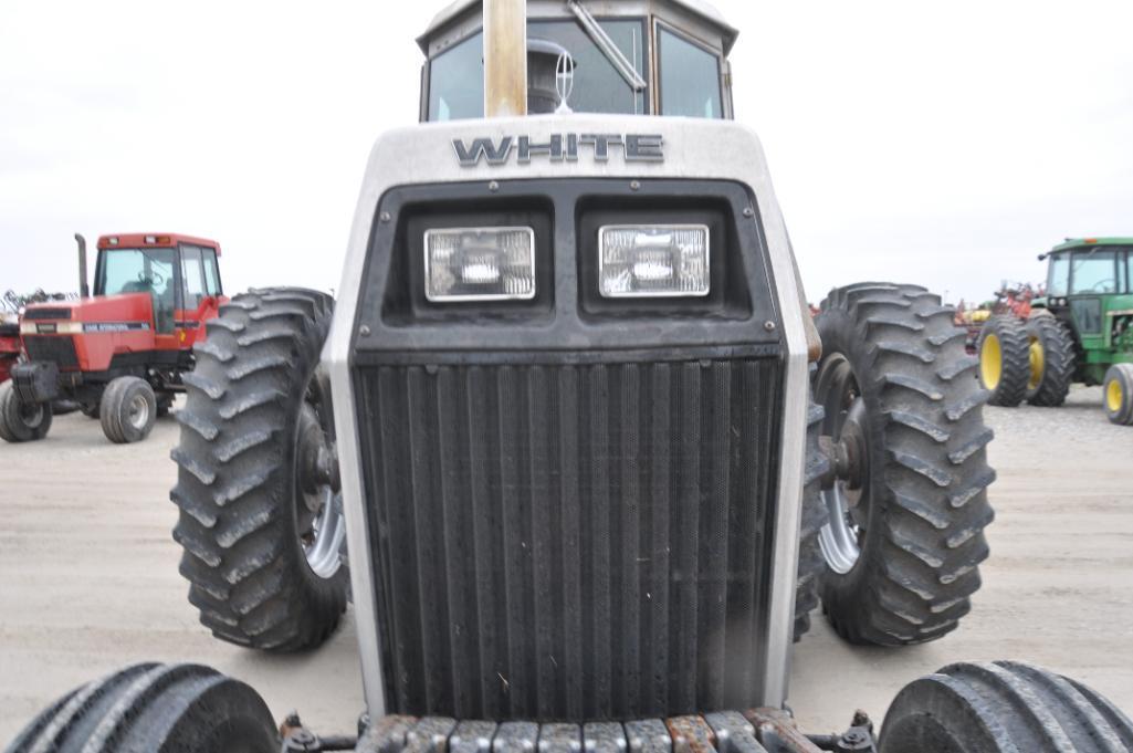 1977 White 2-135 2wd tractor