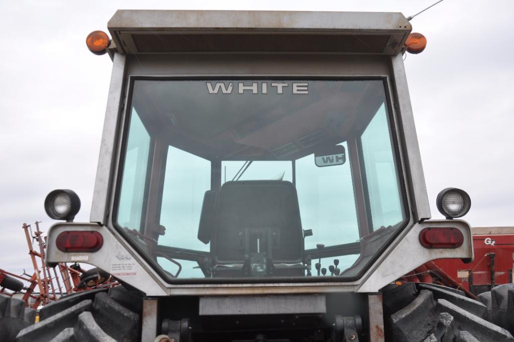 1977 White 2-135 2wd tractor