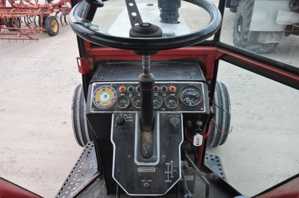 1977 White 2-135 2wd tractor