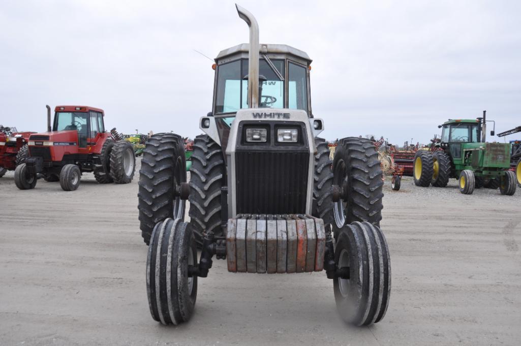 1977 White 2-135 2wd tractor