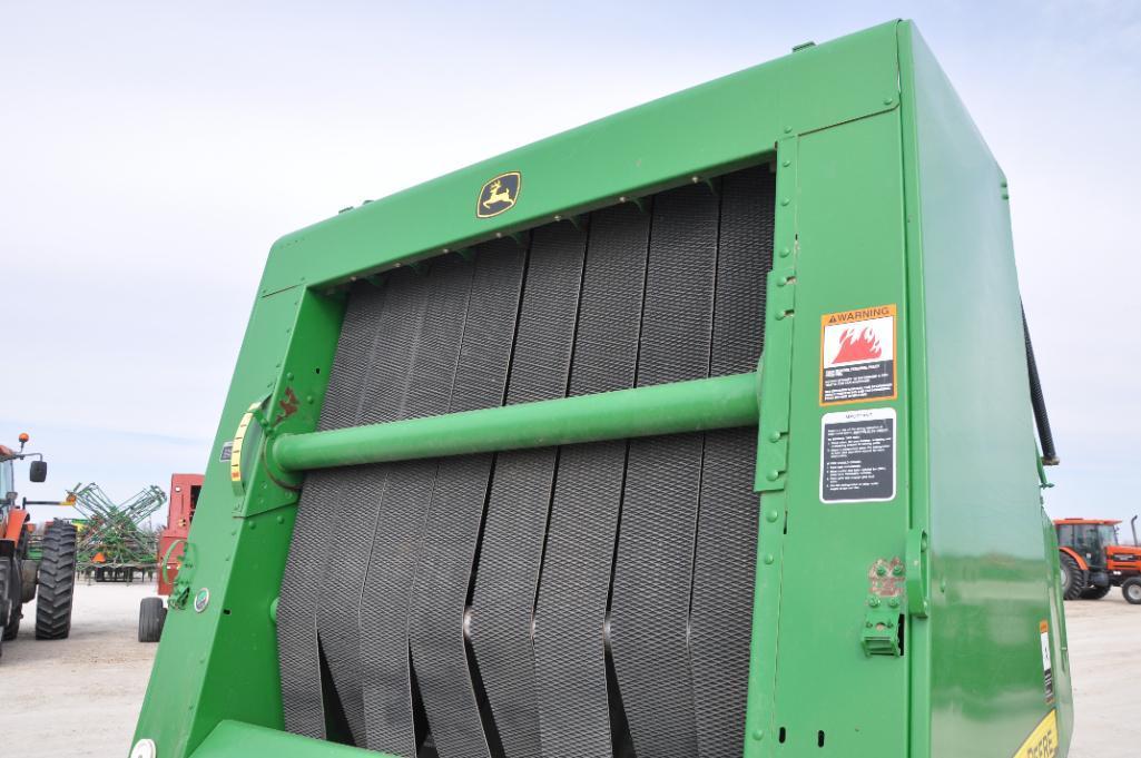 2007 John Deere 568 round baler