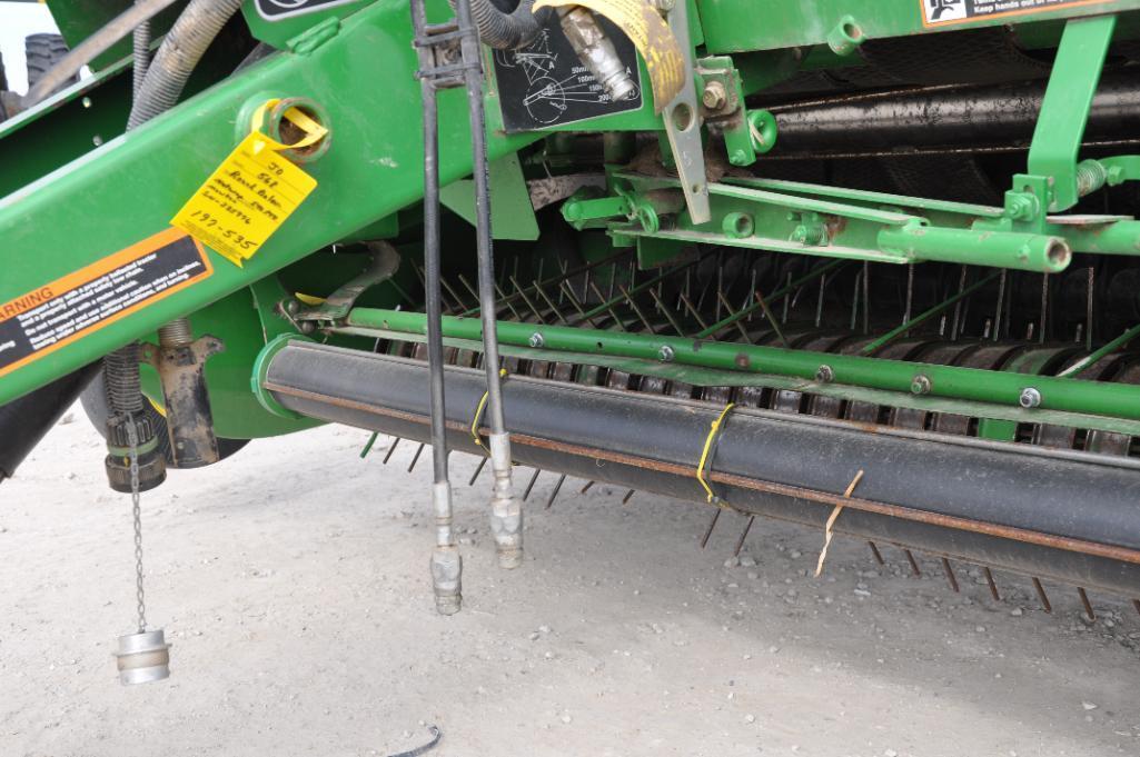 2007 John Deere 568 round baler