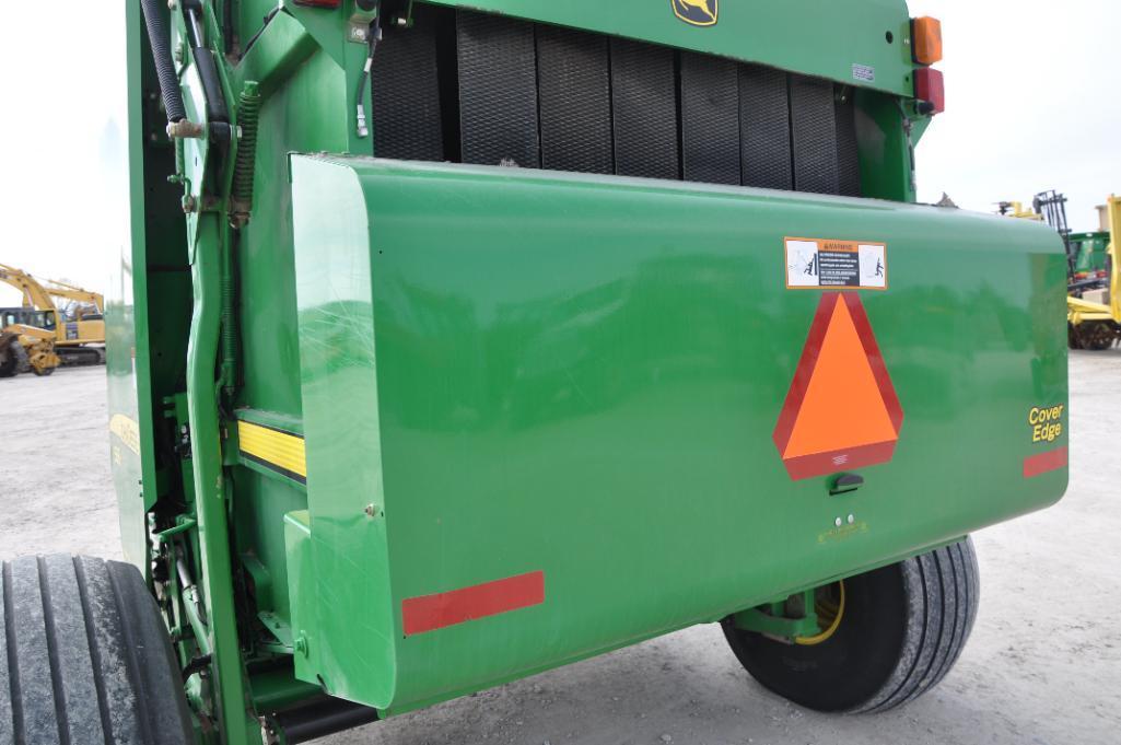 2007 John Deere 568 round baler