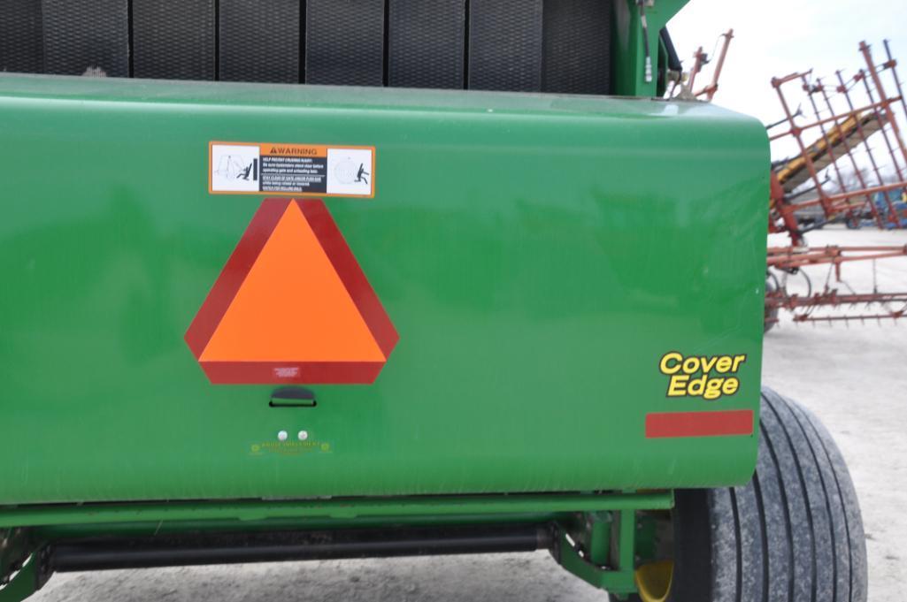 2007 John Deere 568 round baler